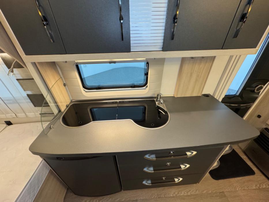 Hobby De Luxe Edition 440 SF