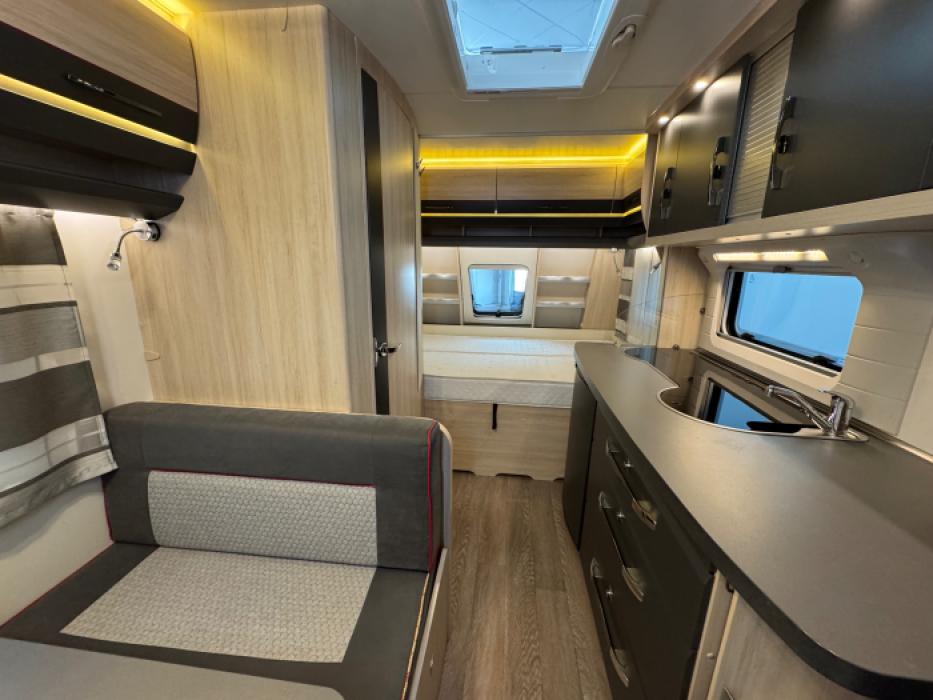 Hobby De Luxe Edition 440 SF
