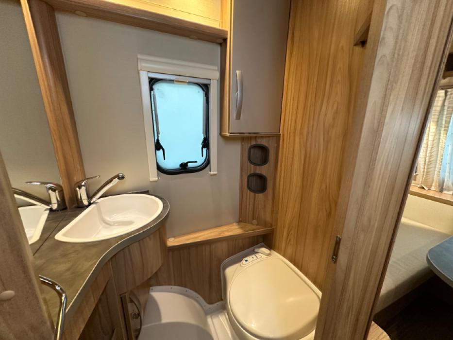 Eriba Nova Light 442