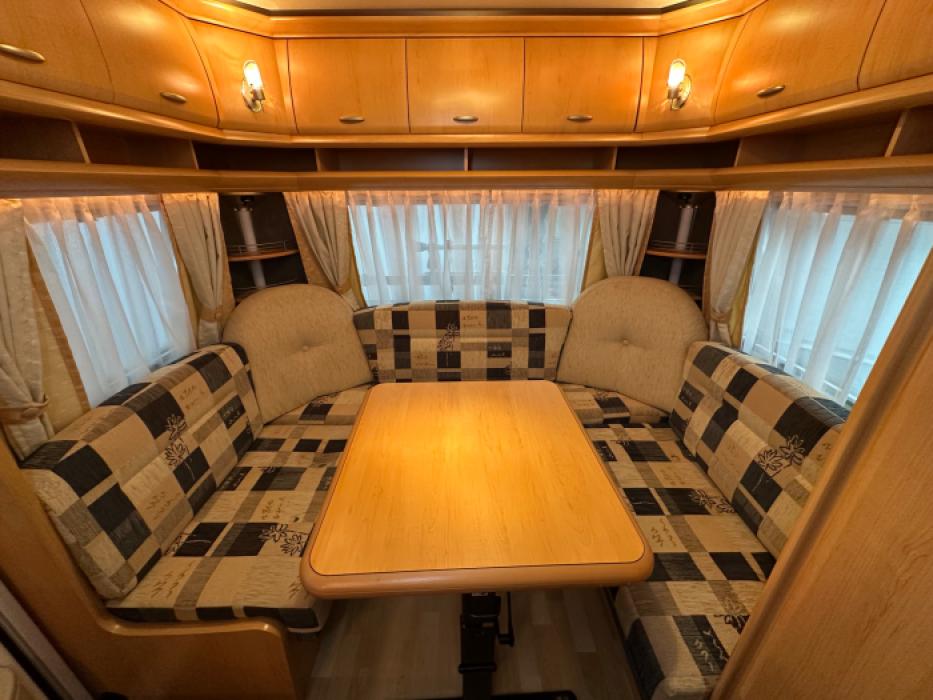Hobby De Luxe Easy 495 UL