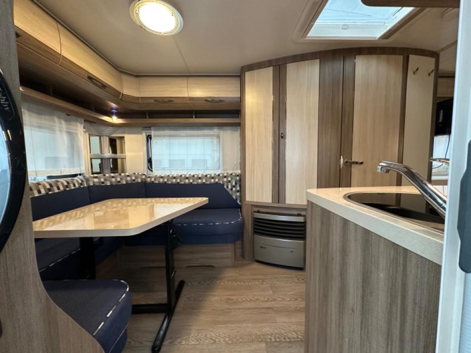 Hobby De Luxe 495 UL