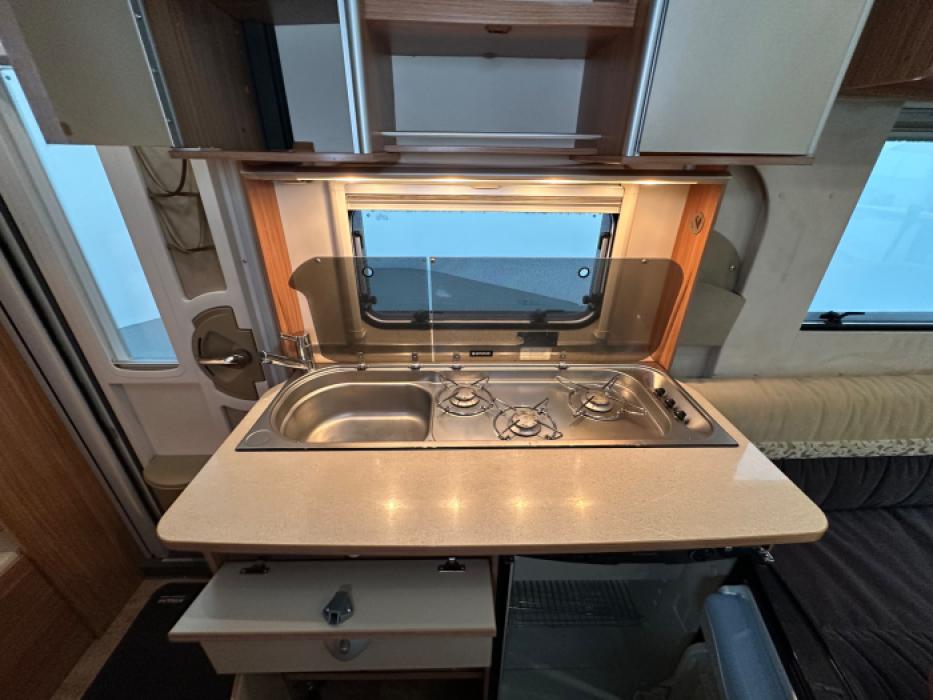 Bürstner Averso 440 TK plus