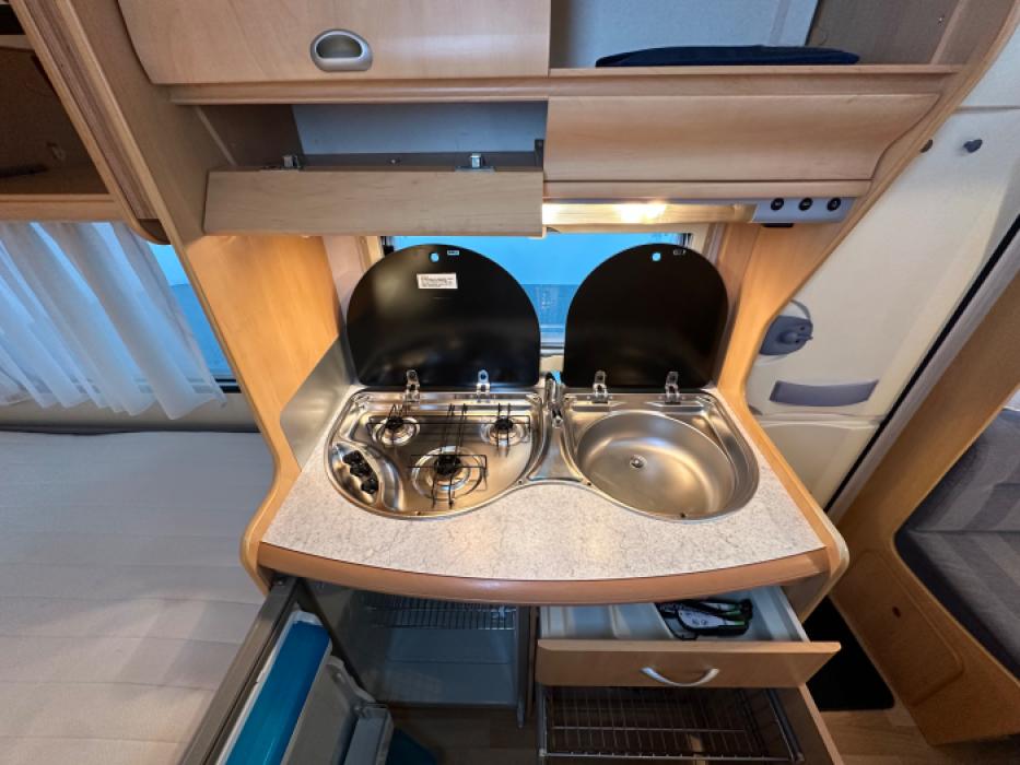 Hobby De Luxe 450 UF