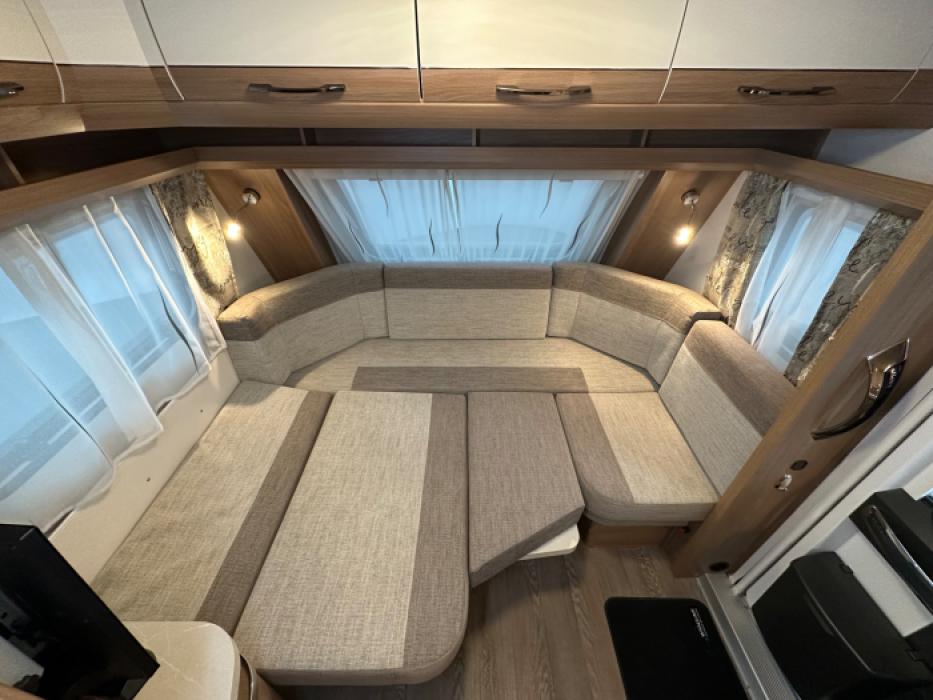 Hobby De Luxe 460 LU