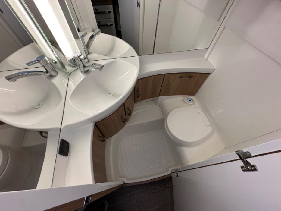 Hobby De Luxe 460 LU