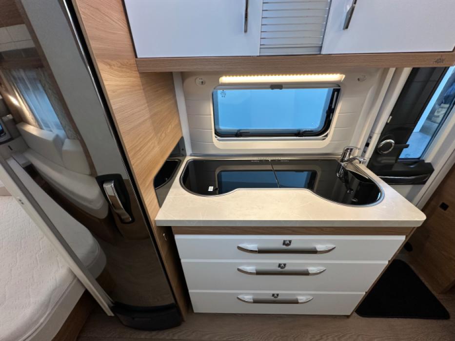 Hobby De Luxe 495 UL