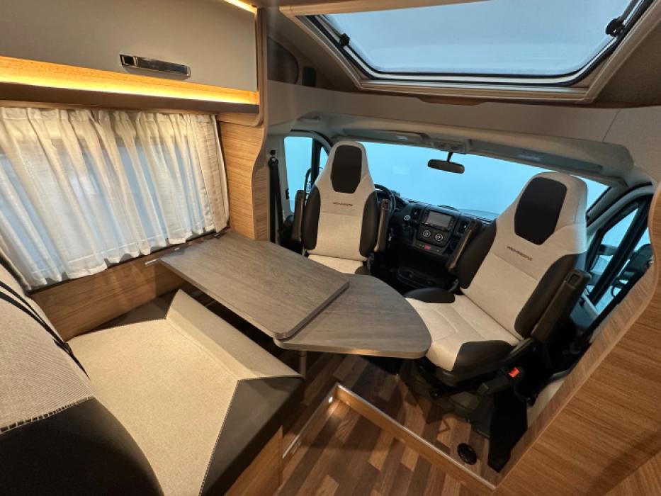 Weinsberg CaraCompact 600 MEG Pepper Edition