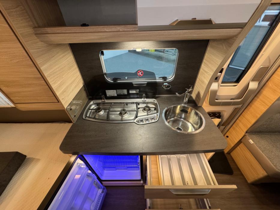 Knaus Südwind 460 EU