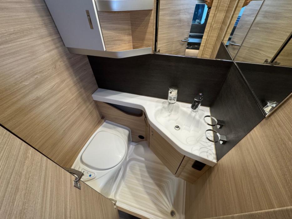 Knaus Südwind 460 EU