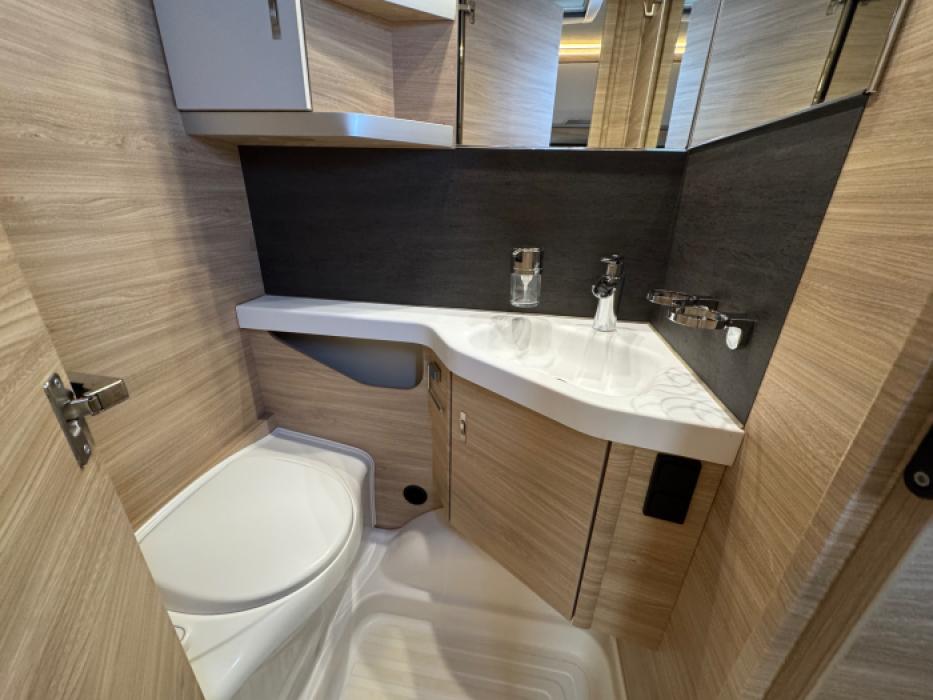 Knaus Südwind 460 EU