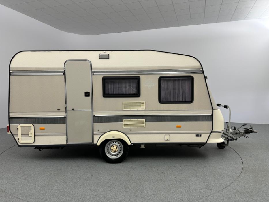 Hobby De Luxe 440 SF