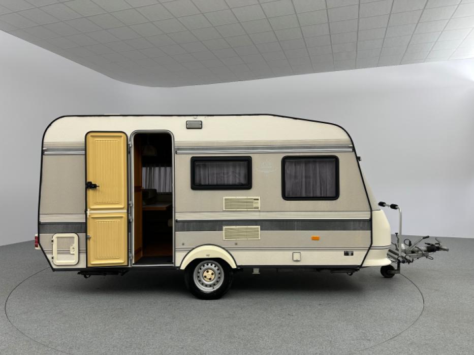 Hobby De Luxe 440 SF