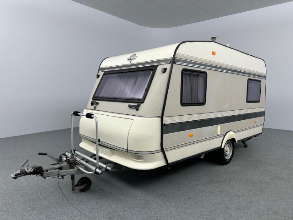 Hobby De Luxe 440 SF
