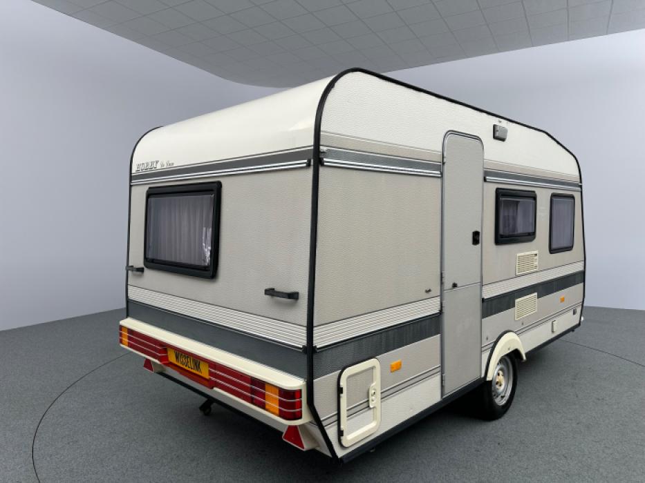 Hobby De Luxe 440 SF