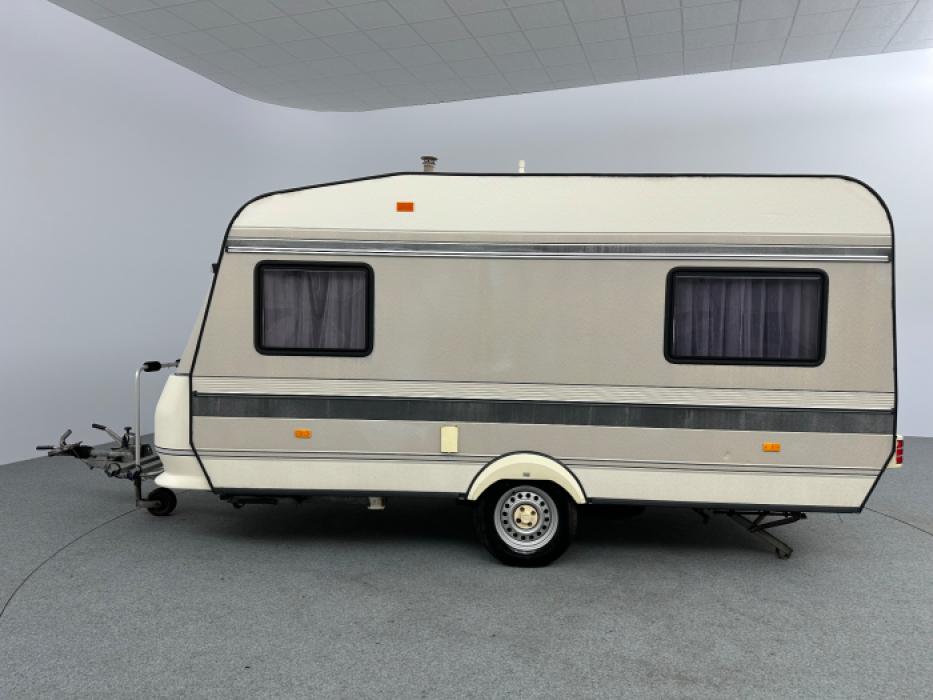 Hobby De Luxe 440 SF