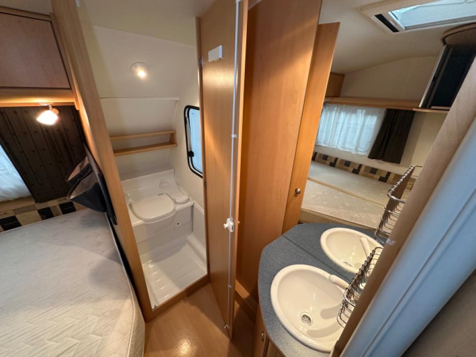 Delta Euroliner 3900 FB