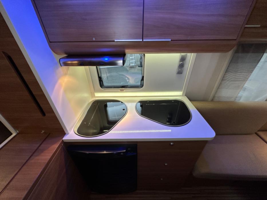 Adria Astella 492 UP
