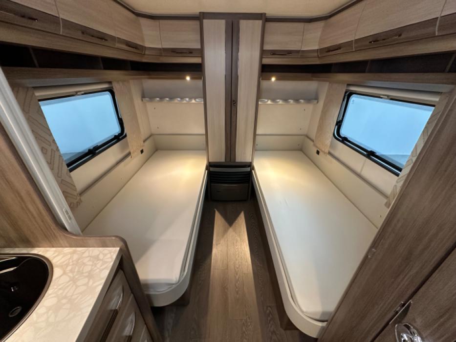 Hobby De Luxe 460 LU