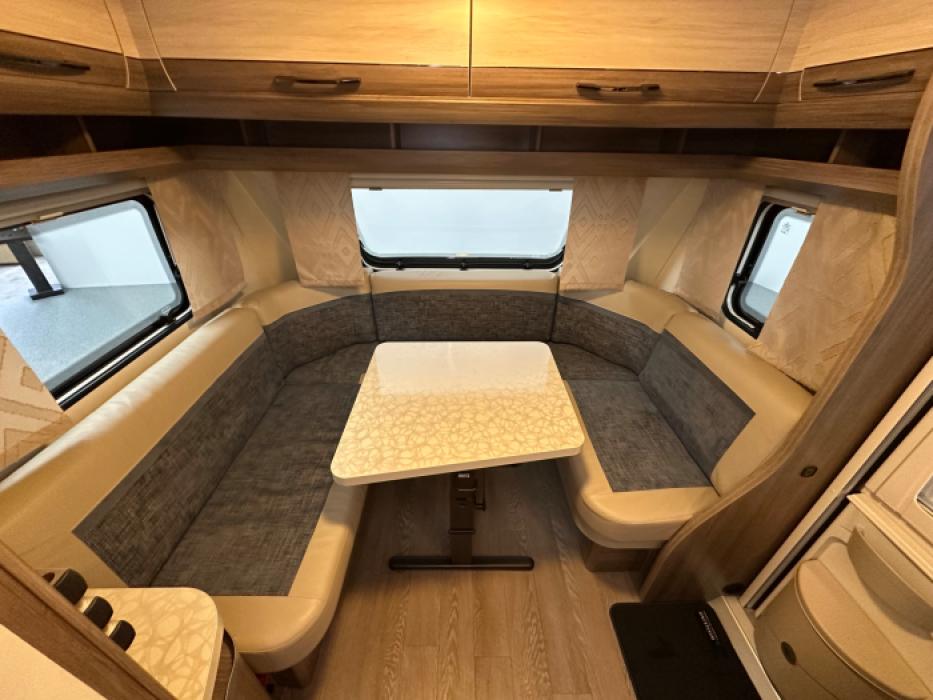 Hobby De Luxe 460 LU