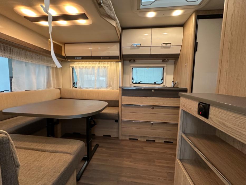 Bürstner Averso Plus 500 TS