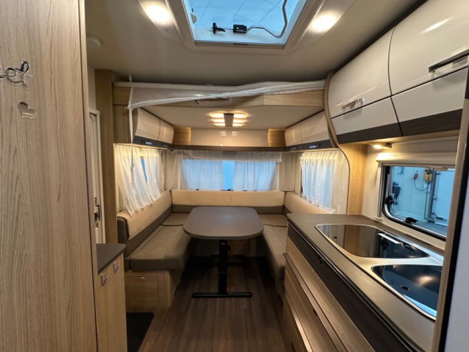 Bürstner Averso Plus 500 TS