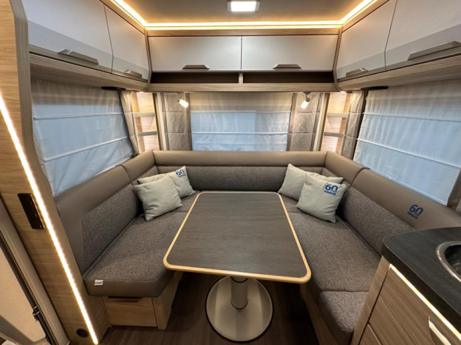 Knaus Südwind 450 FU 60 Years