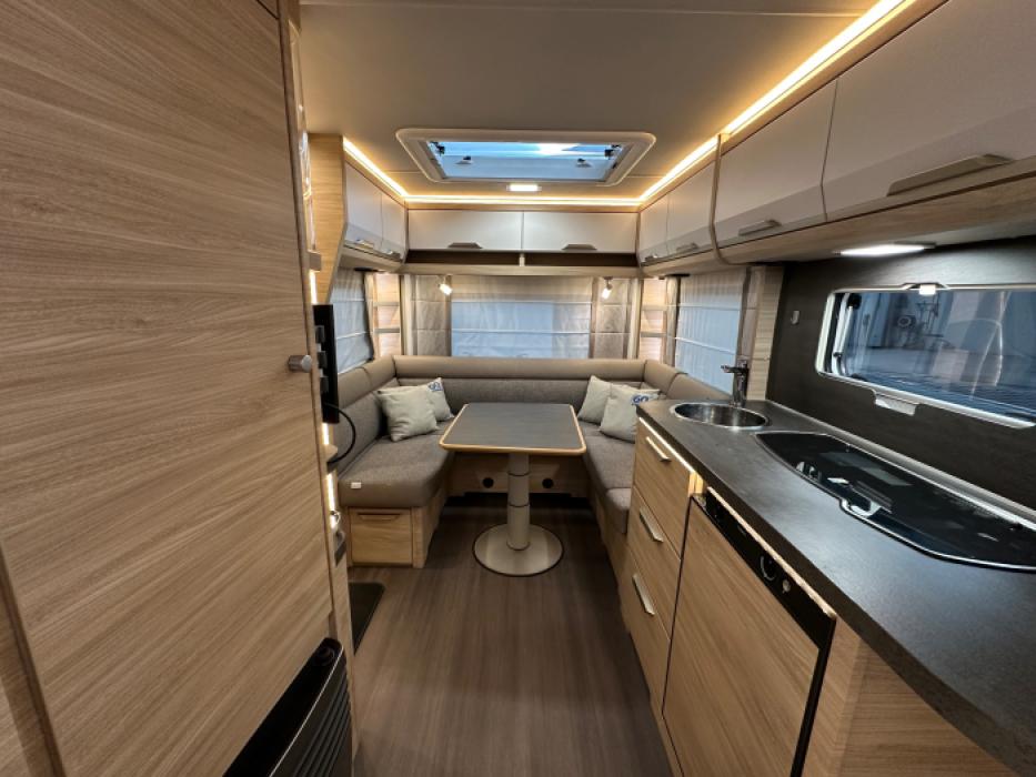 Knaus Südwind 450 FU 60 Years