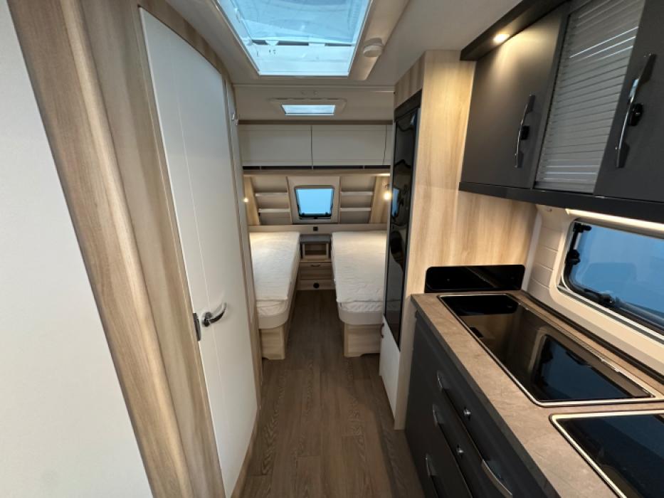 Hobby De Luxe 495 UL