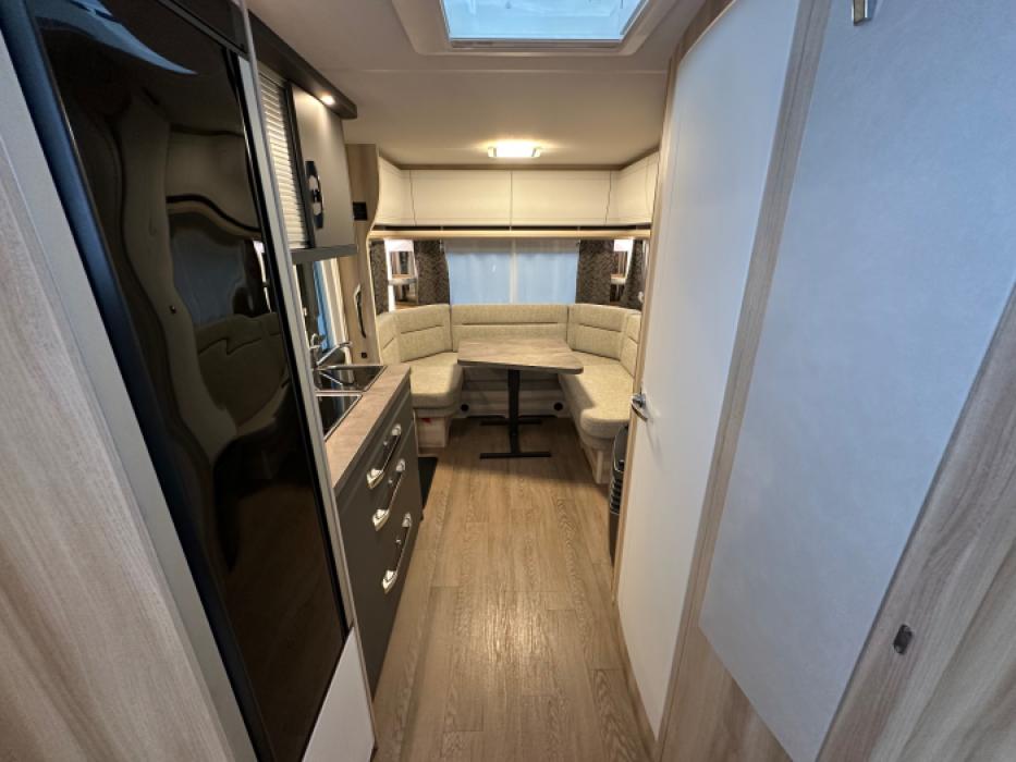 Hobby De Luxe 495 UL