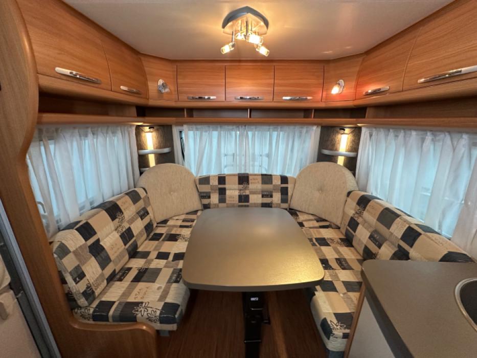Hobby De Luxe 460 UFe