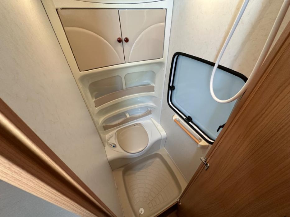 Hobby De Luxe 460 UFe