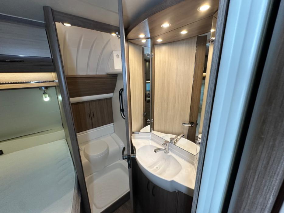 Hobby De Luxe 460 UFe
