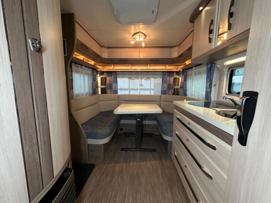 Hobby De Luxe 460 UFe