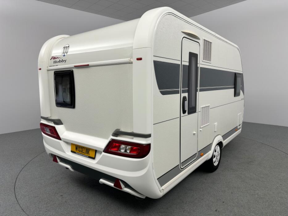Hobby De Luxe 400 SFe