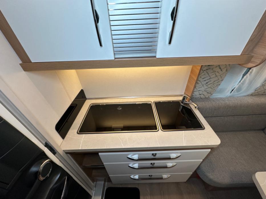 Hobby De Luxe 400 SFe