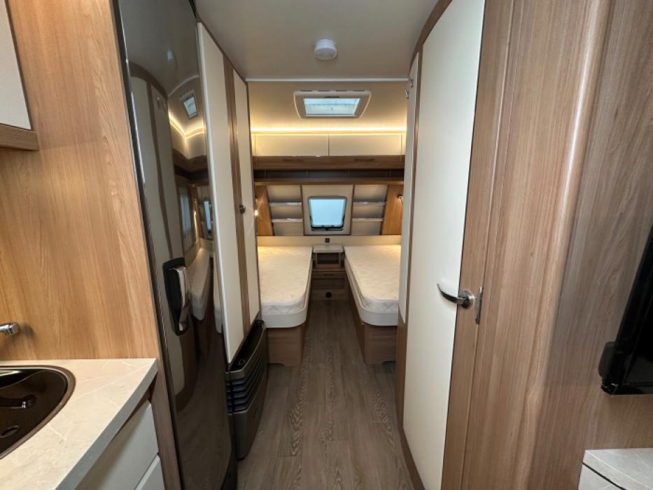 Hobby De Luxe 515 UHL