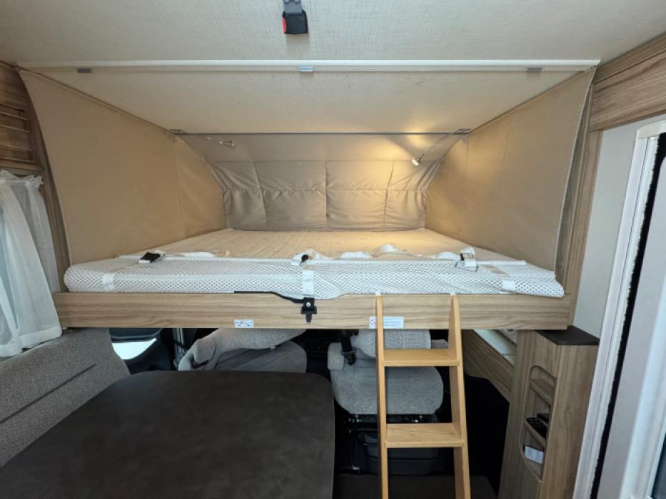 Hymer Exsis-I 588