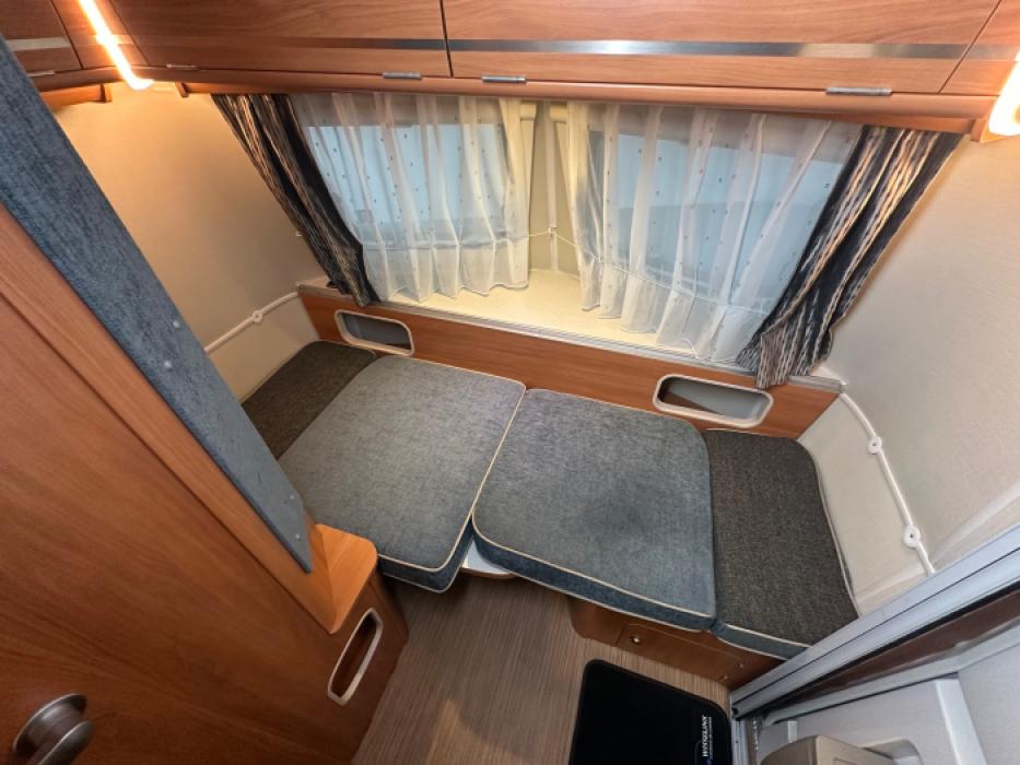Eriba Touring Triton 430 GT Silver