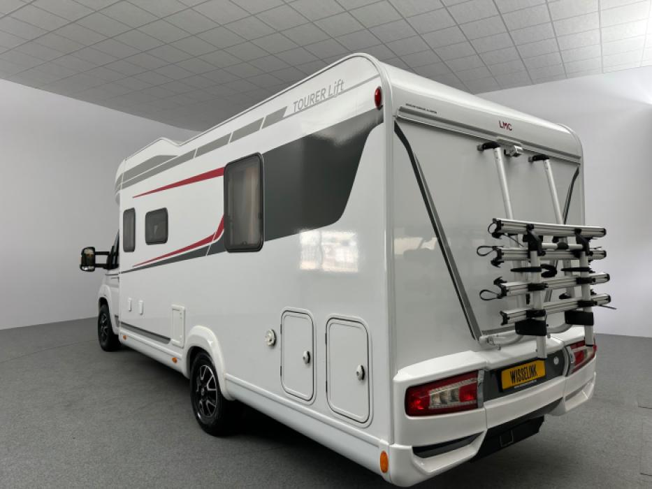 LMC T 720 Tourer Lift