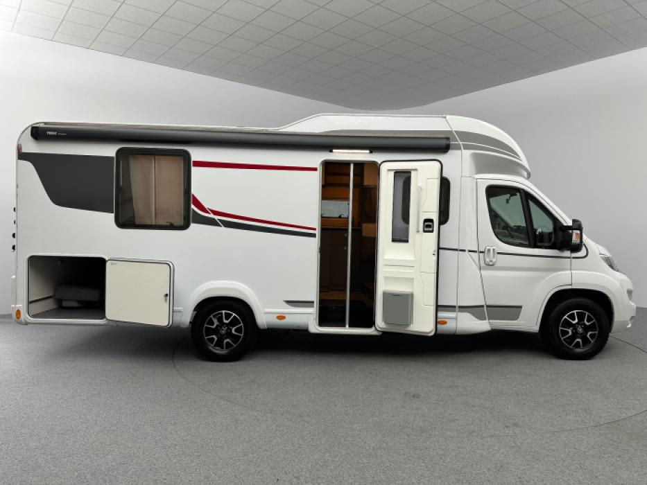 LMC T 720 Tourer Lift