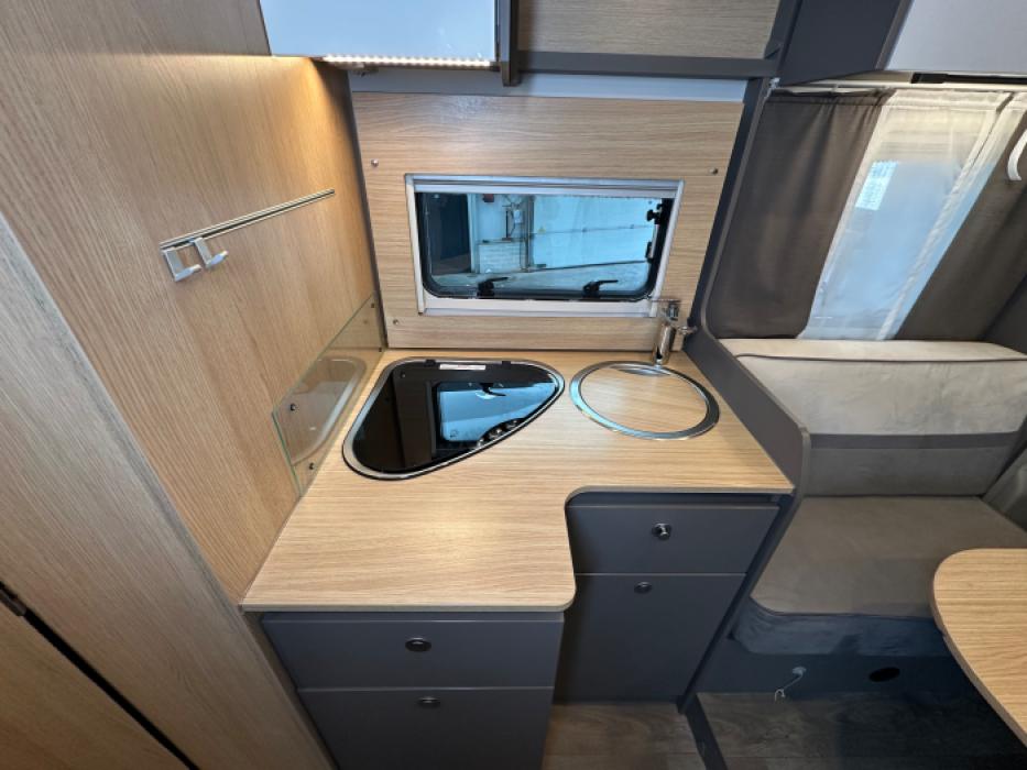 LMC T 720 Tourer Lift