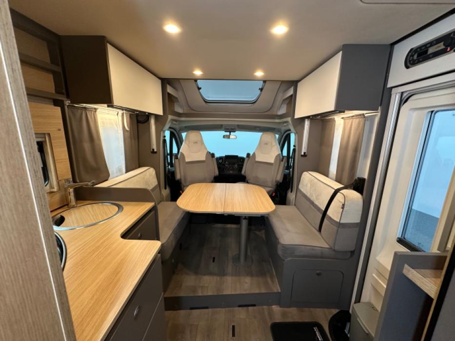 LMC T 720 Tourer Lift