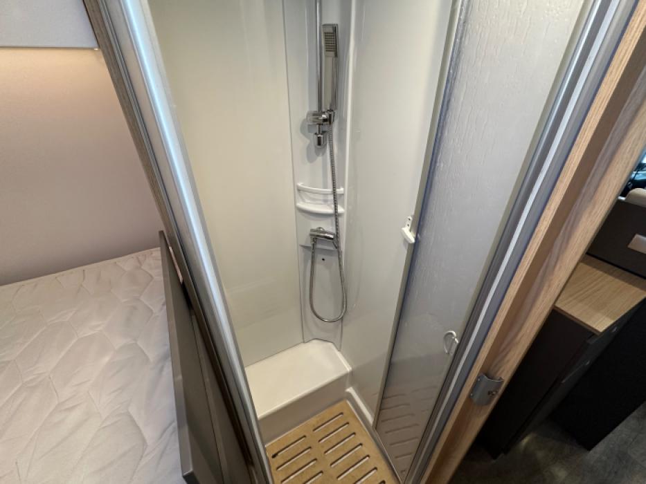 LMC T 730 Tourer Lift