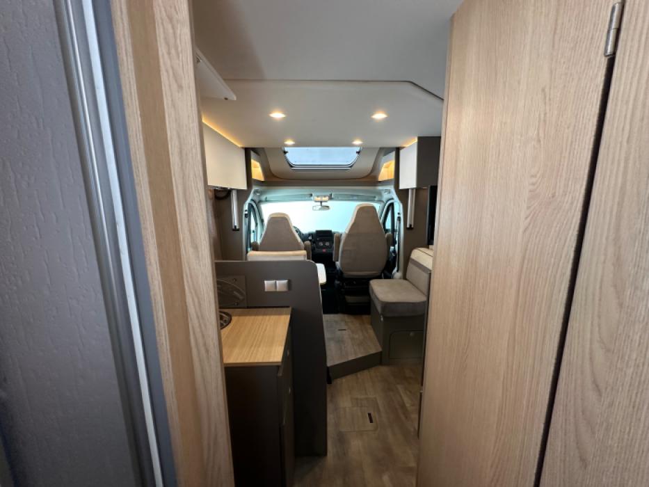 LMC T 730 Tourer Lift