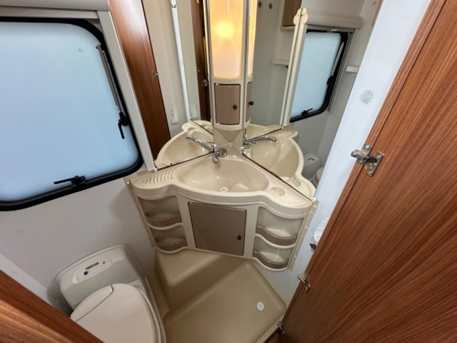 Adria Adora 472 LU