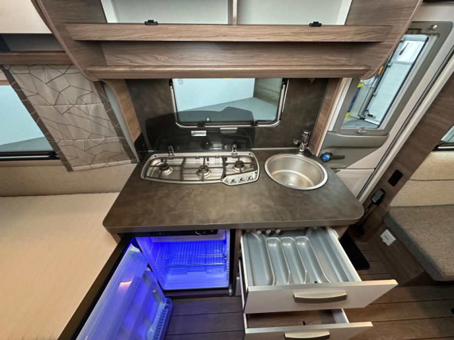Knaus Sport 460 EU Silver Selection