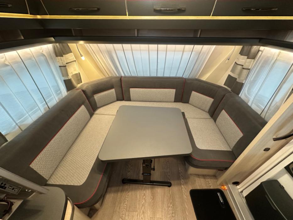 Hobby De Luxe Edition 460 LU