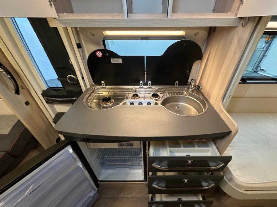 Hobby De Luxe Edition 460 LU