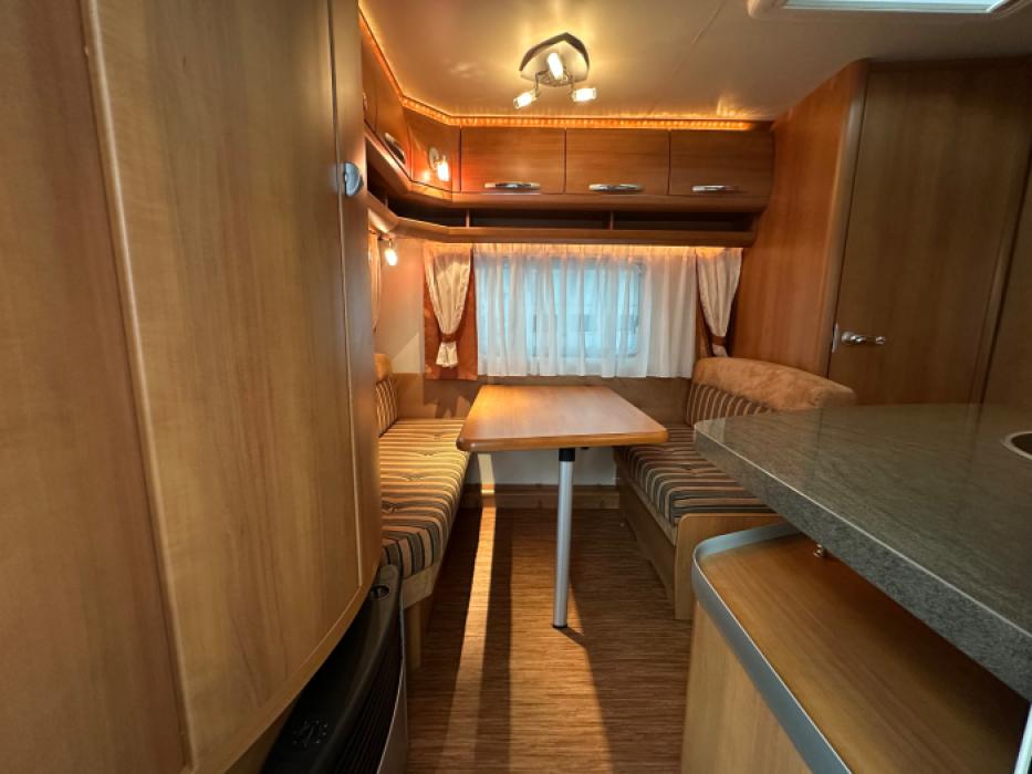 Hobby De Luxe 440 SF