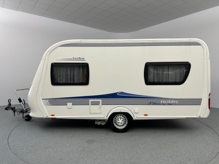 Hobby De Luxe 440 SF